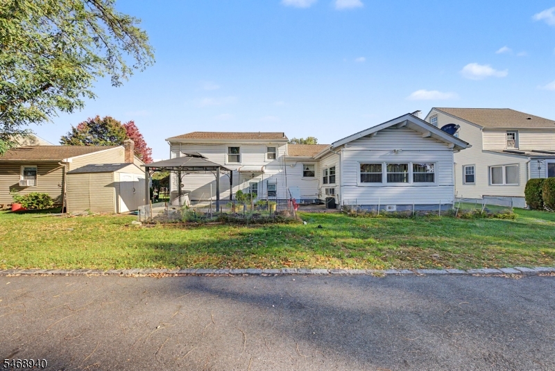 main property photo 44