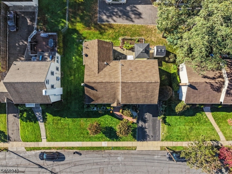 main property photo 47