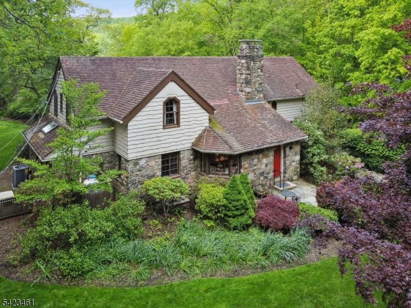 main property photo 0