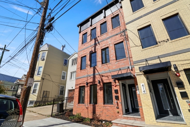 main property photo 38