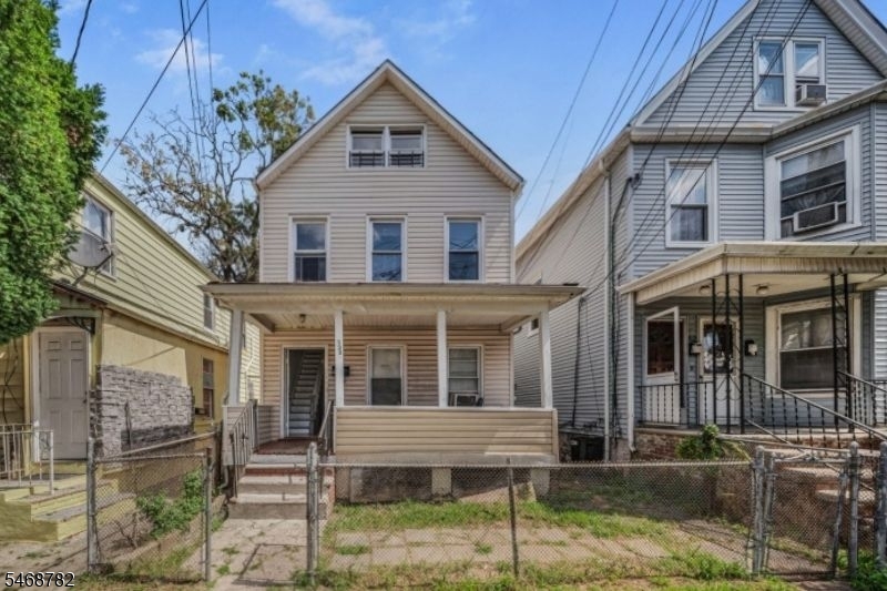 main property photo 0
