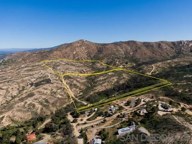 main property photo 11