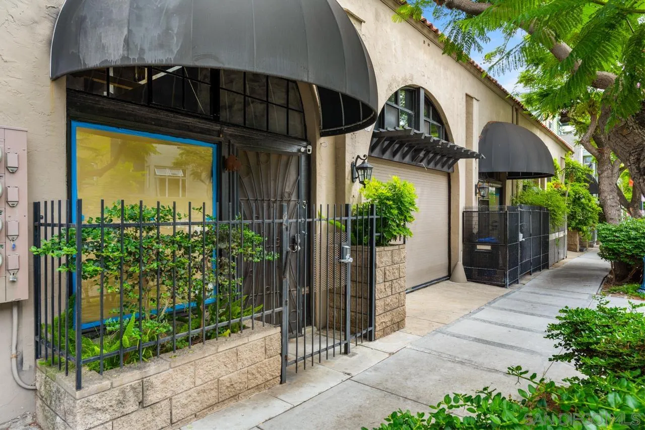 main property photo 23