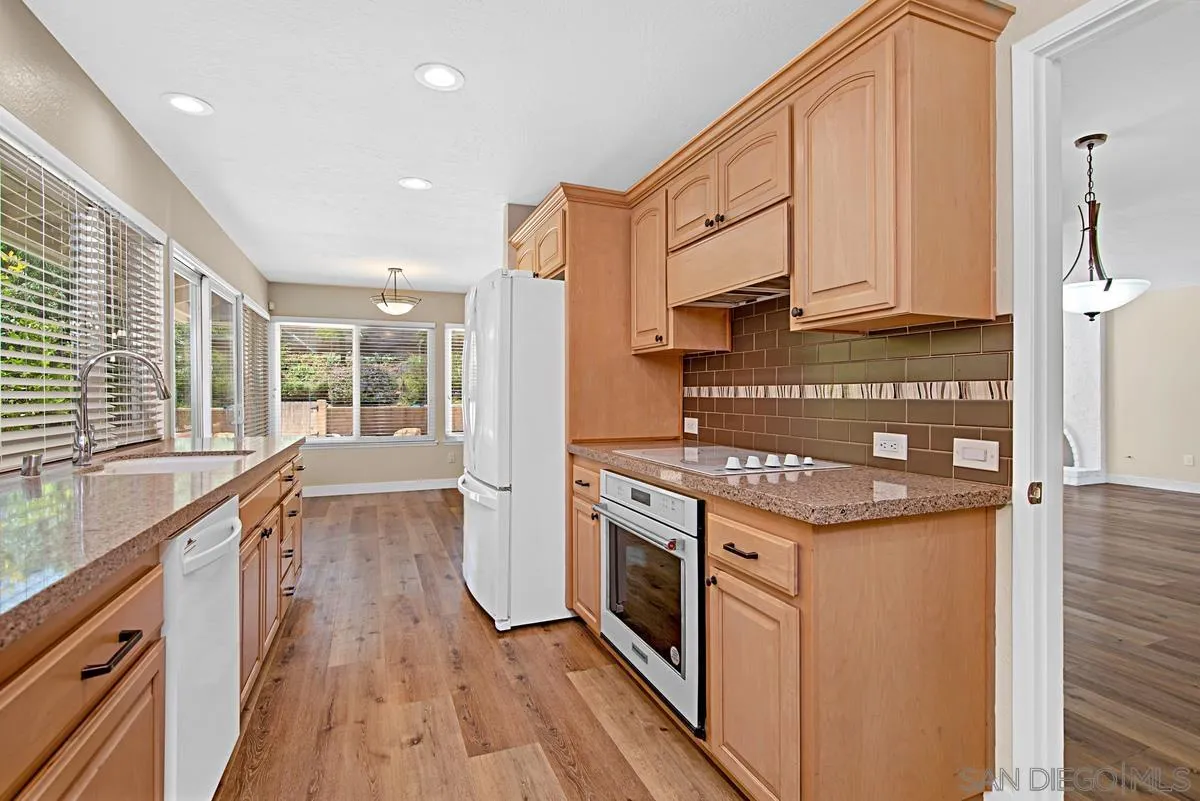 property viewer photo 14