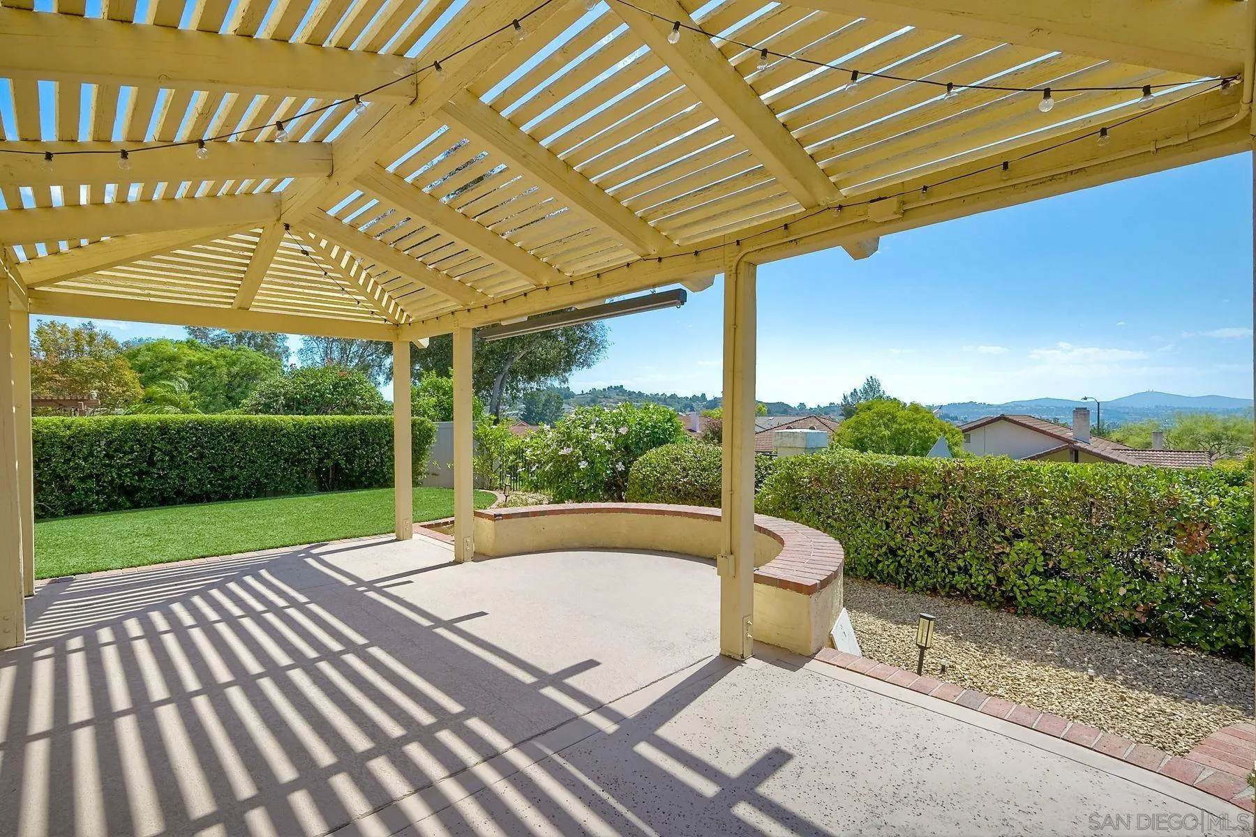 property viewer photo 32