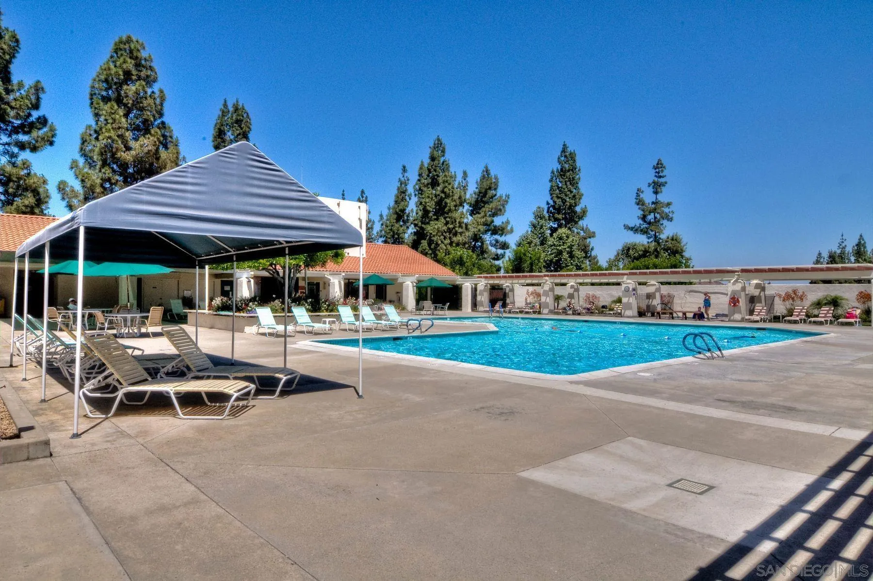 property viewer photo 38
