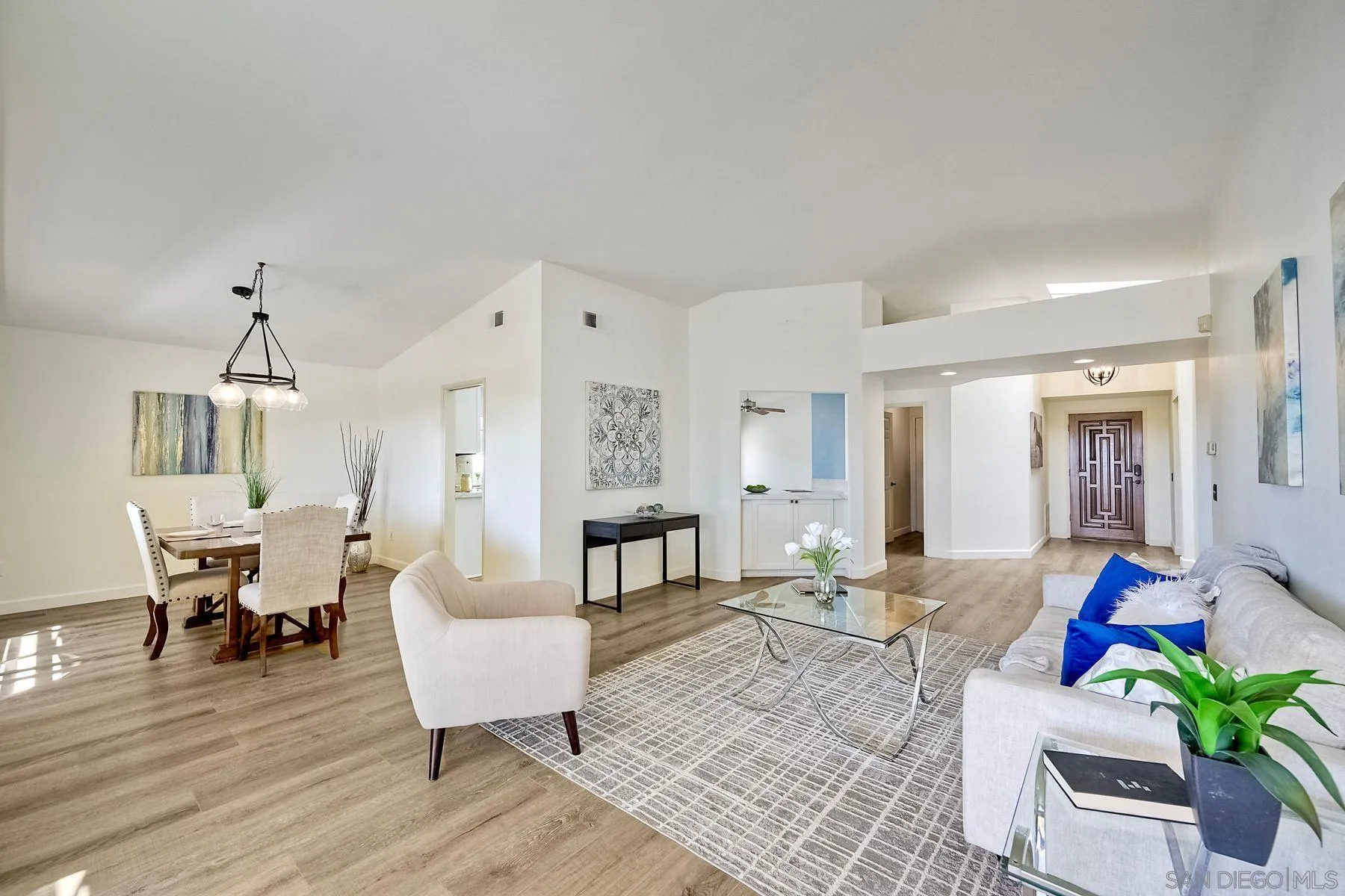 property viewer photo 6