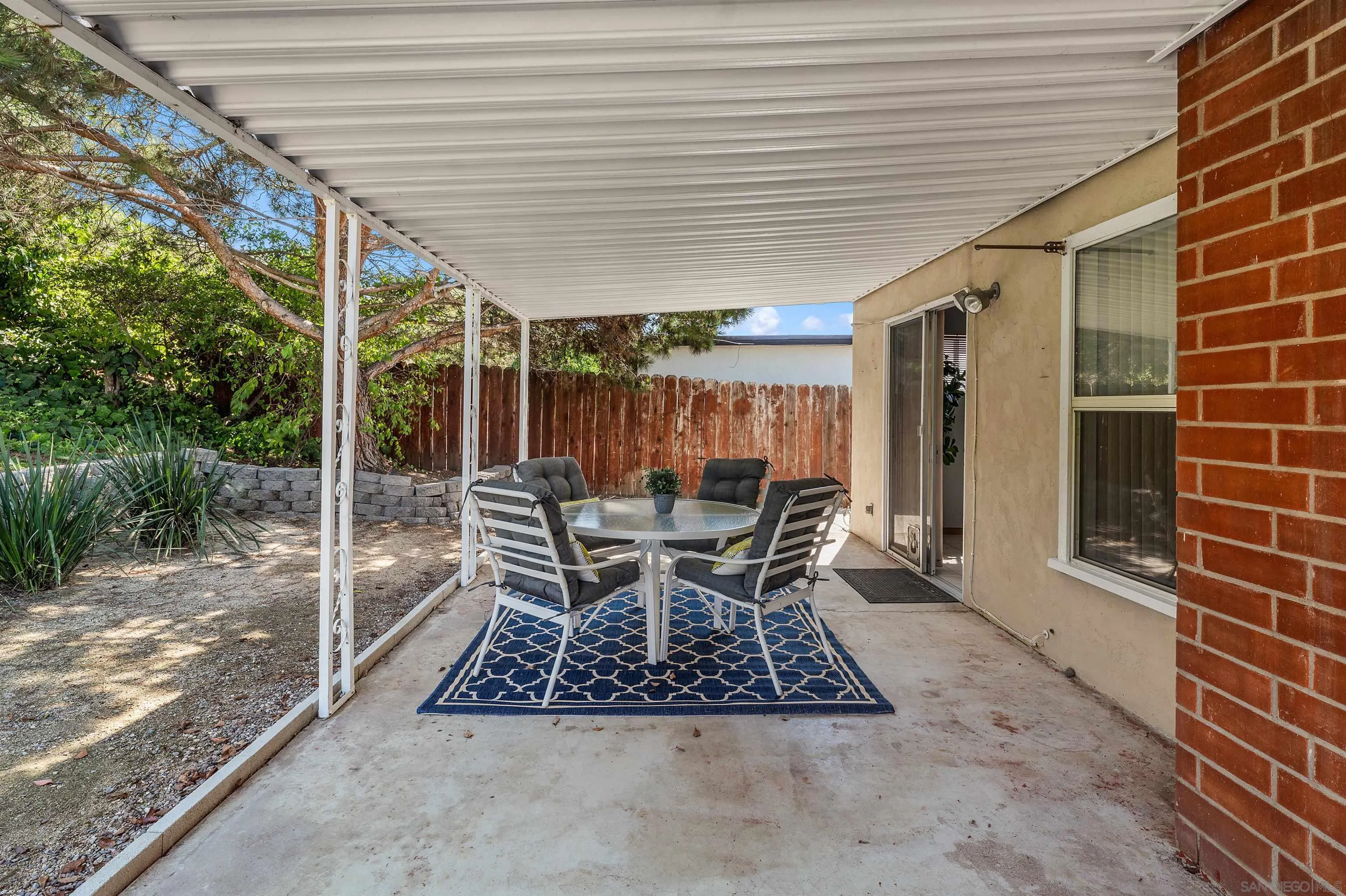 property viewer photo 17