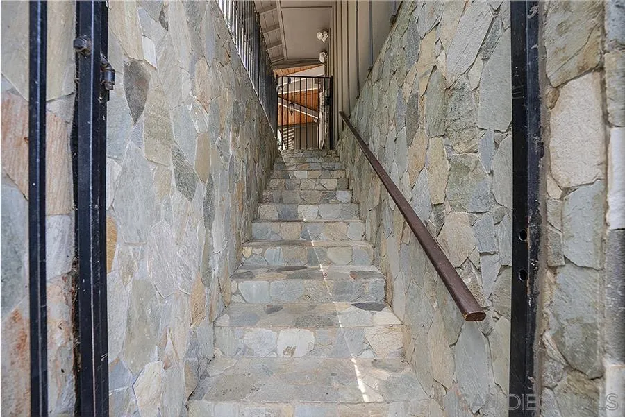 main property photo 65
