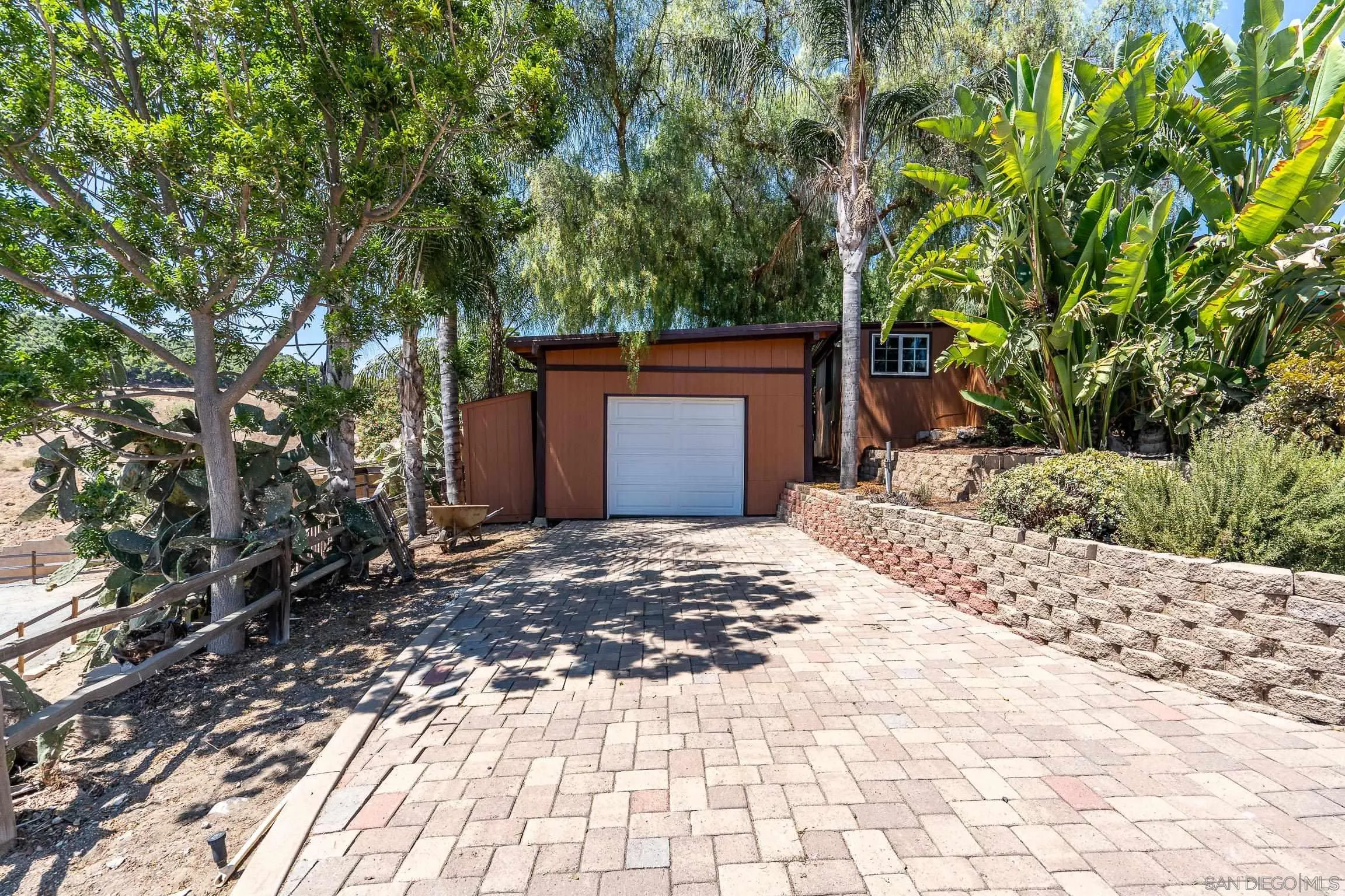 main property photo 53