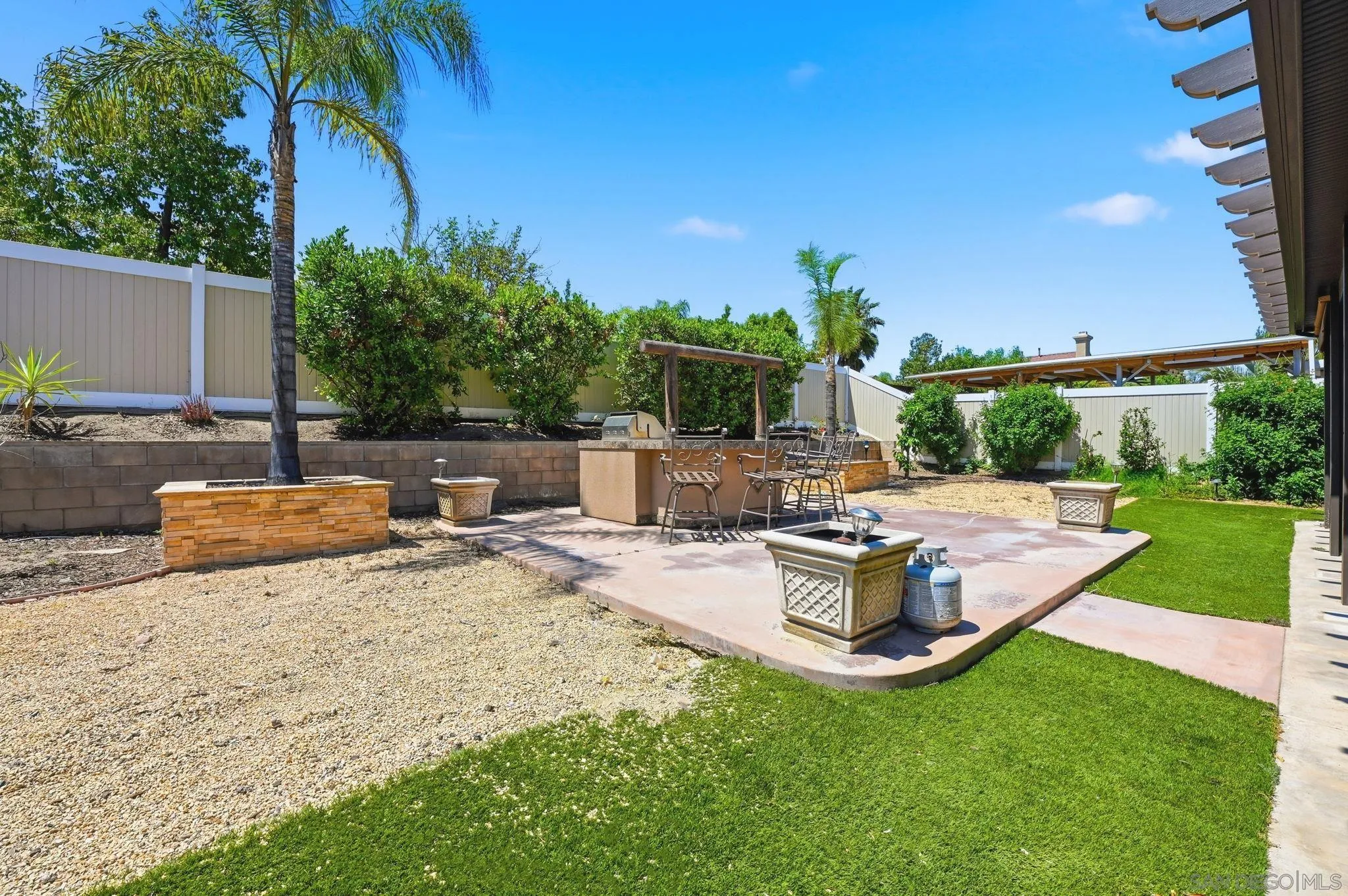main property photo 57