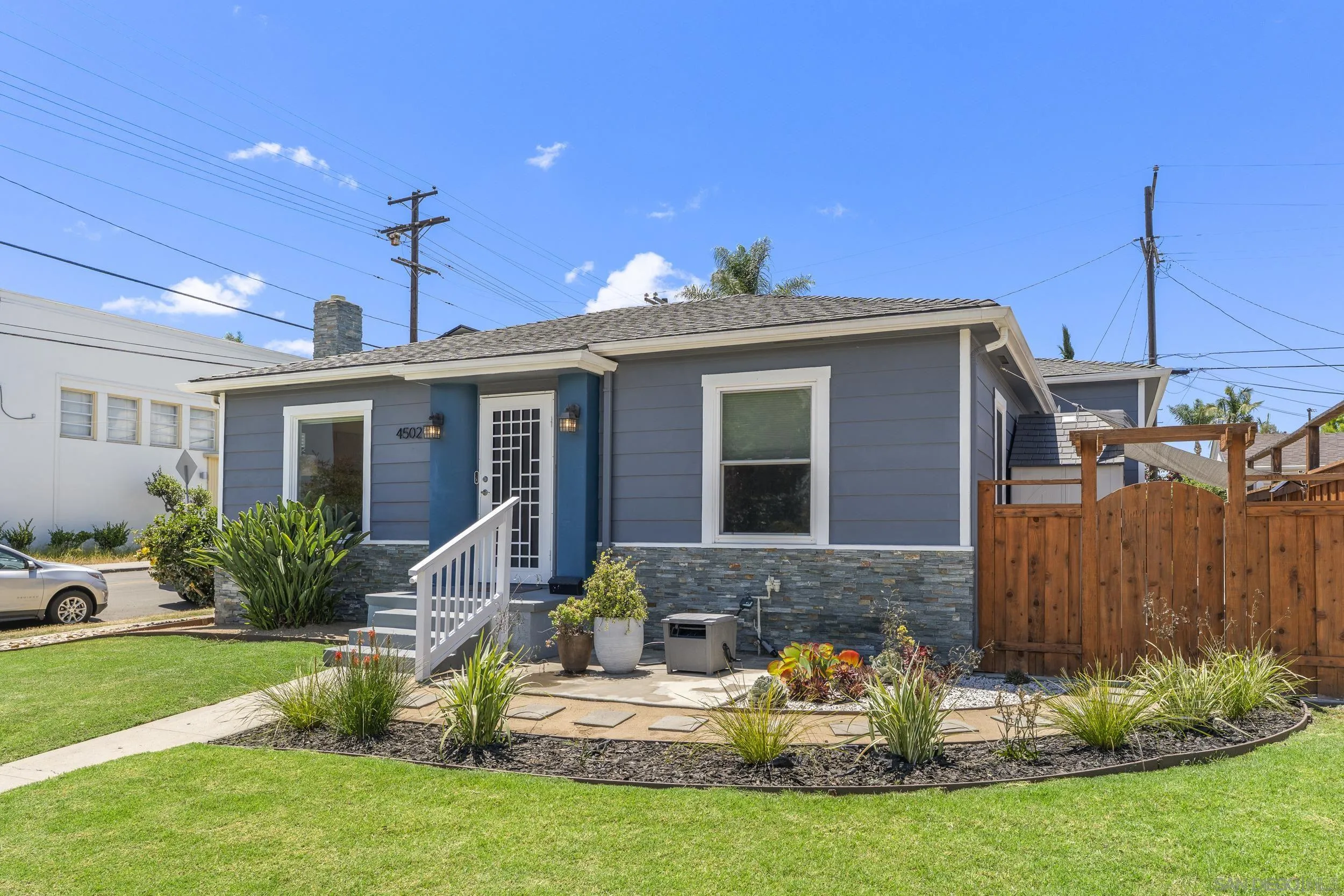 main property photo 1