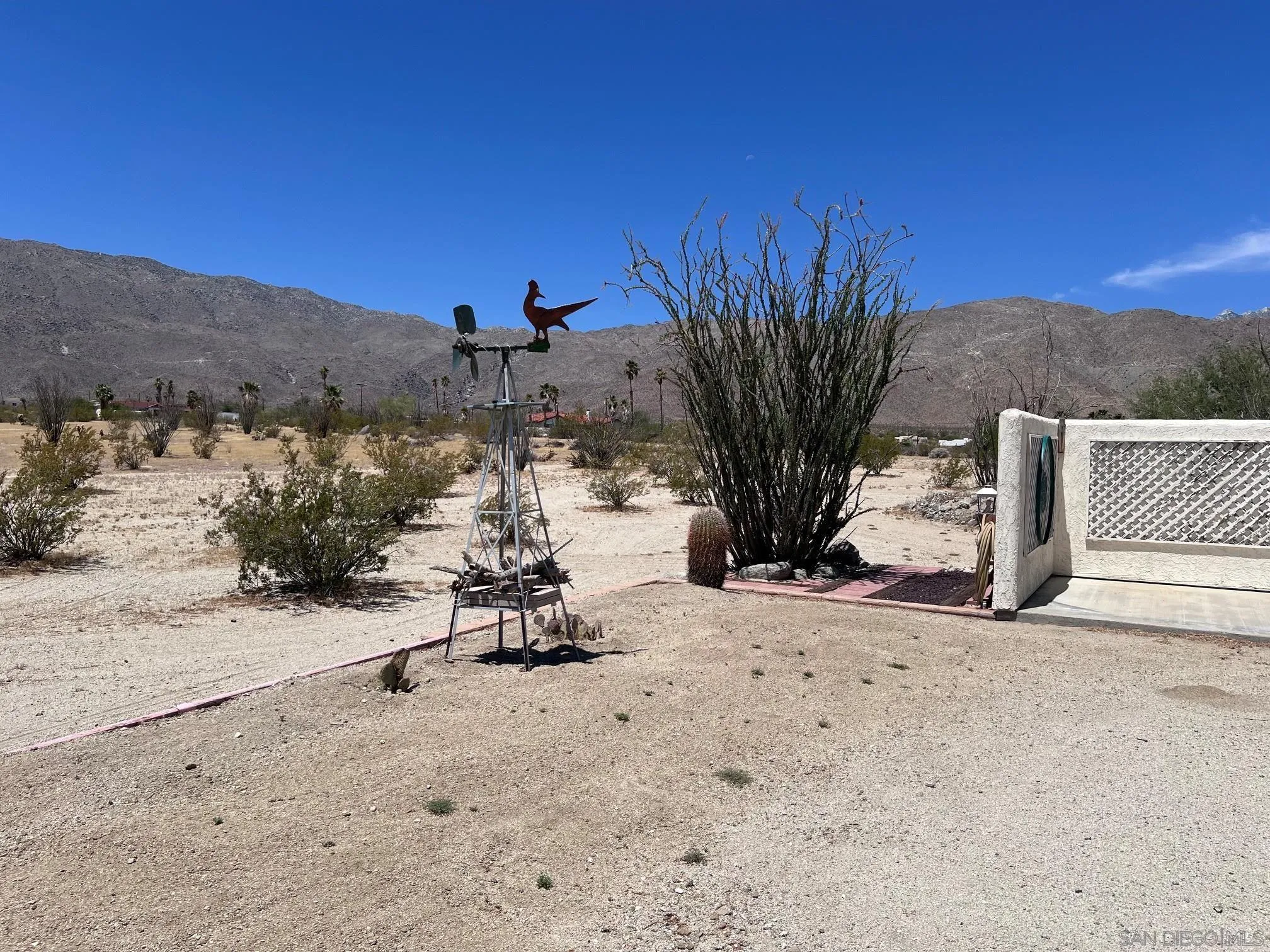 main property photo 30