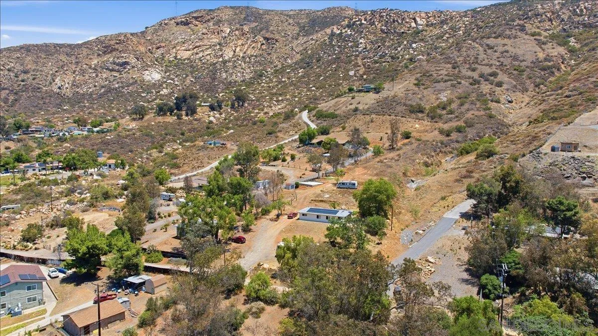 main property photo 50