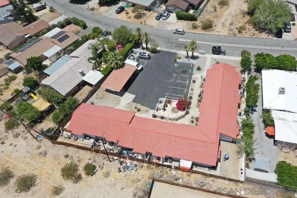 main property photo 9