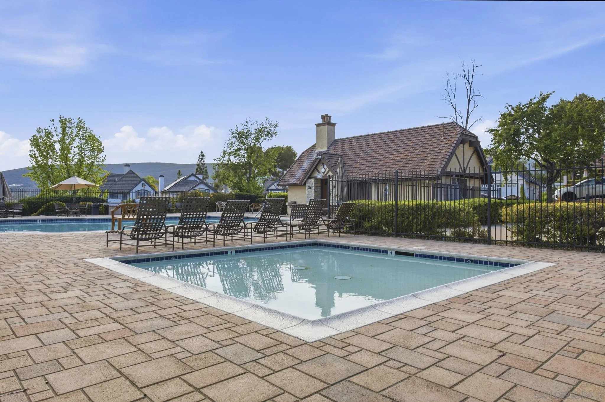 main property photo 70