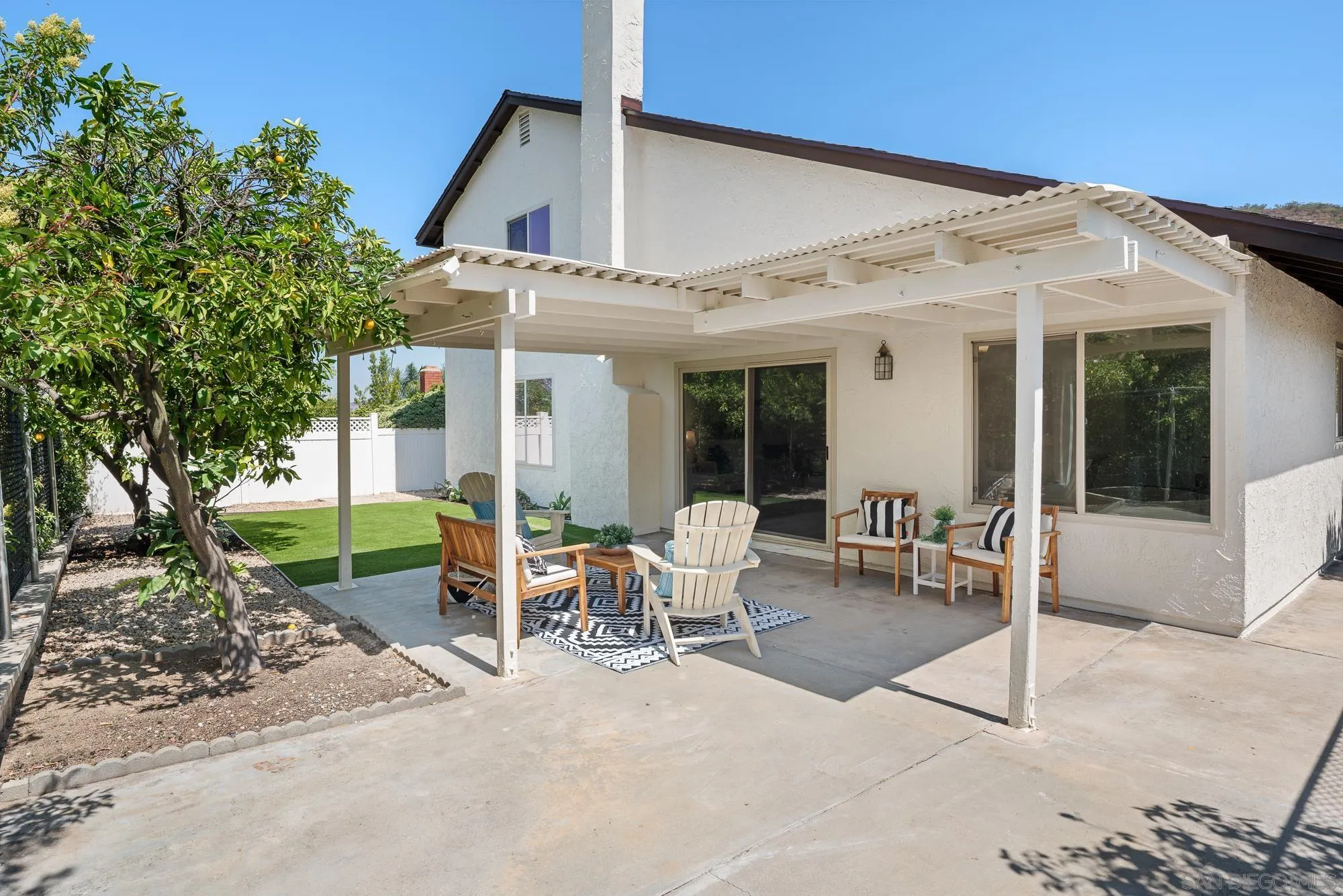 main property photo 41