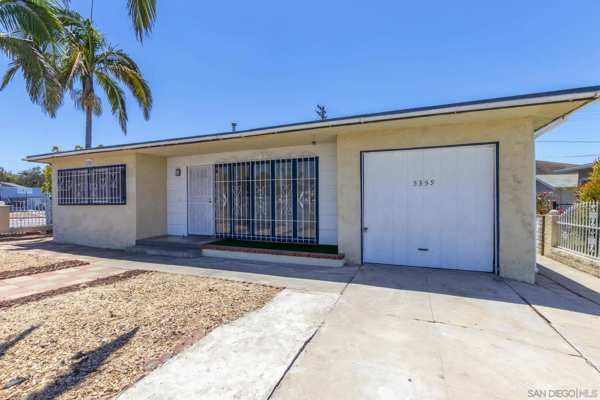 main property photo 41