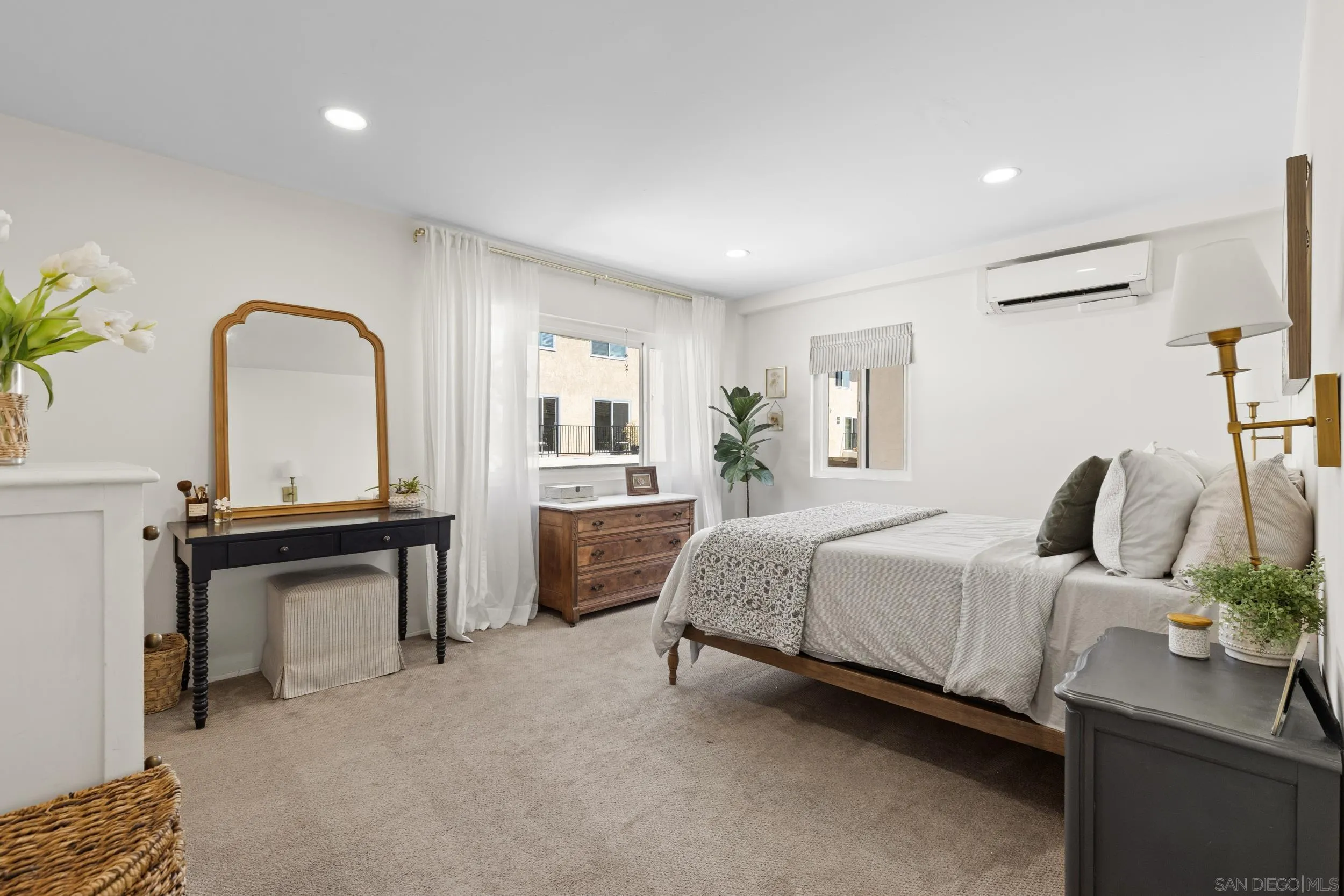 property viewer photo 9