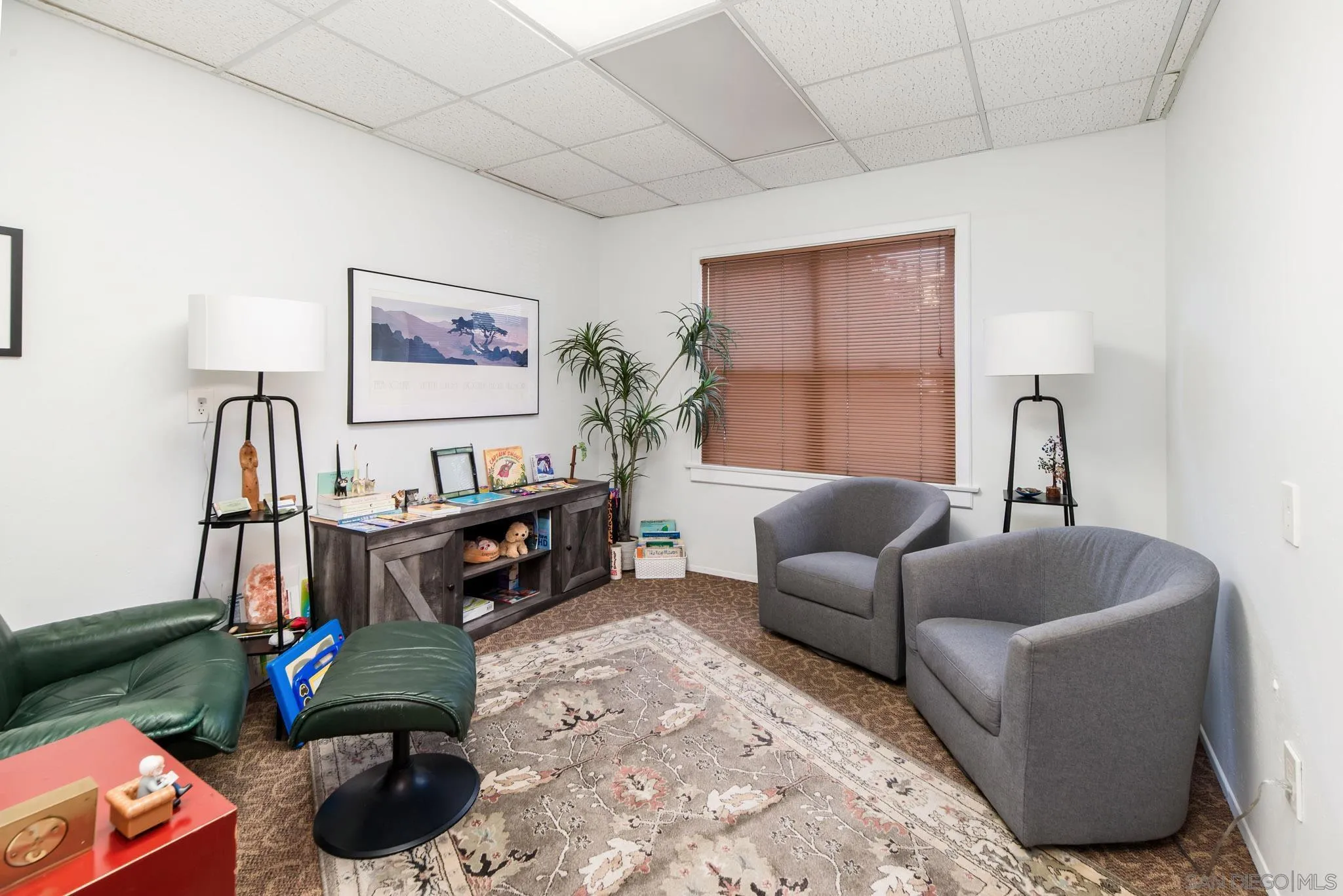 main property photo 35