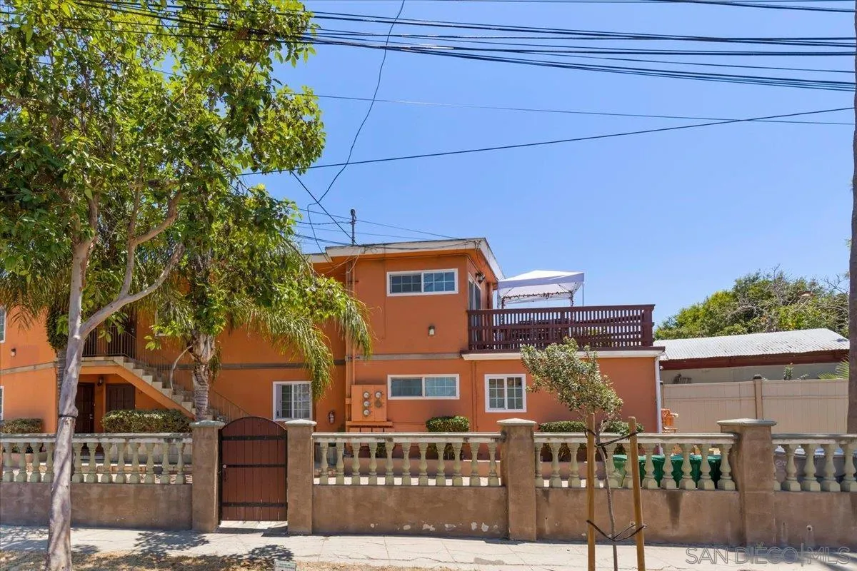 main property photo 10