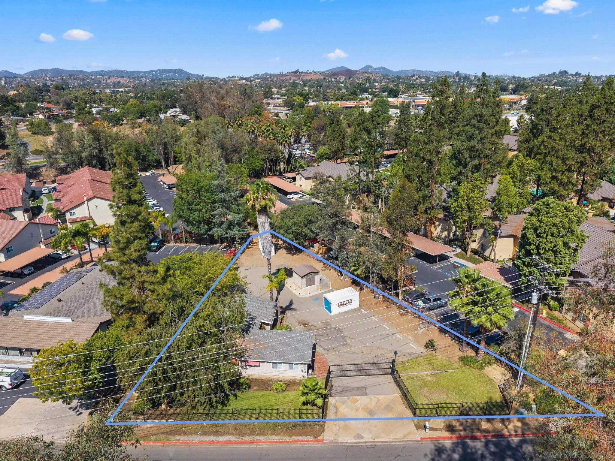main property photo 9