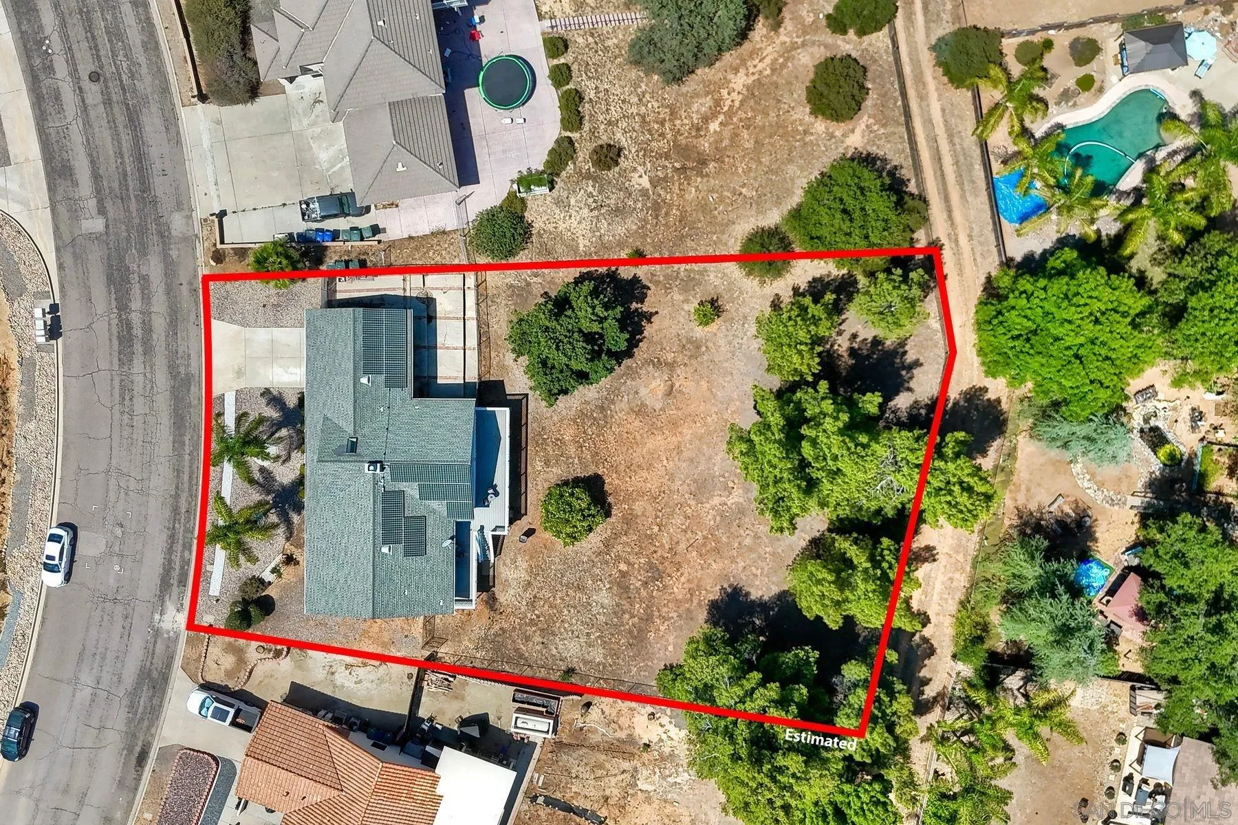 main property photo 36