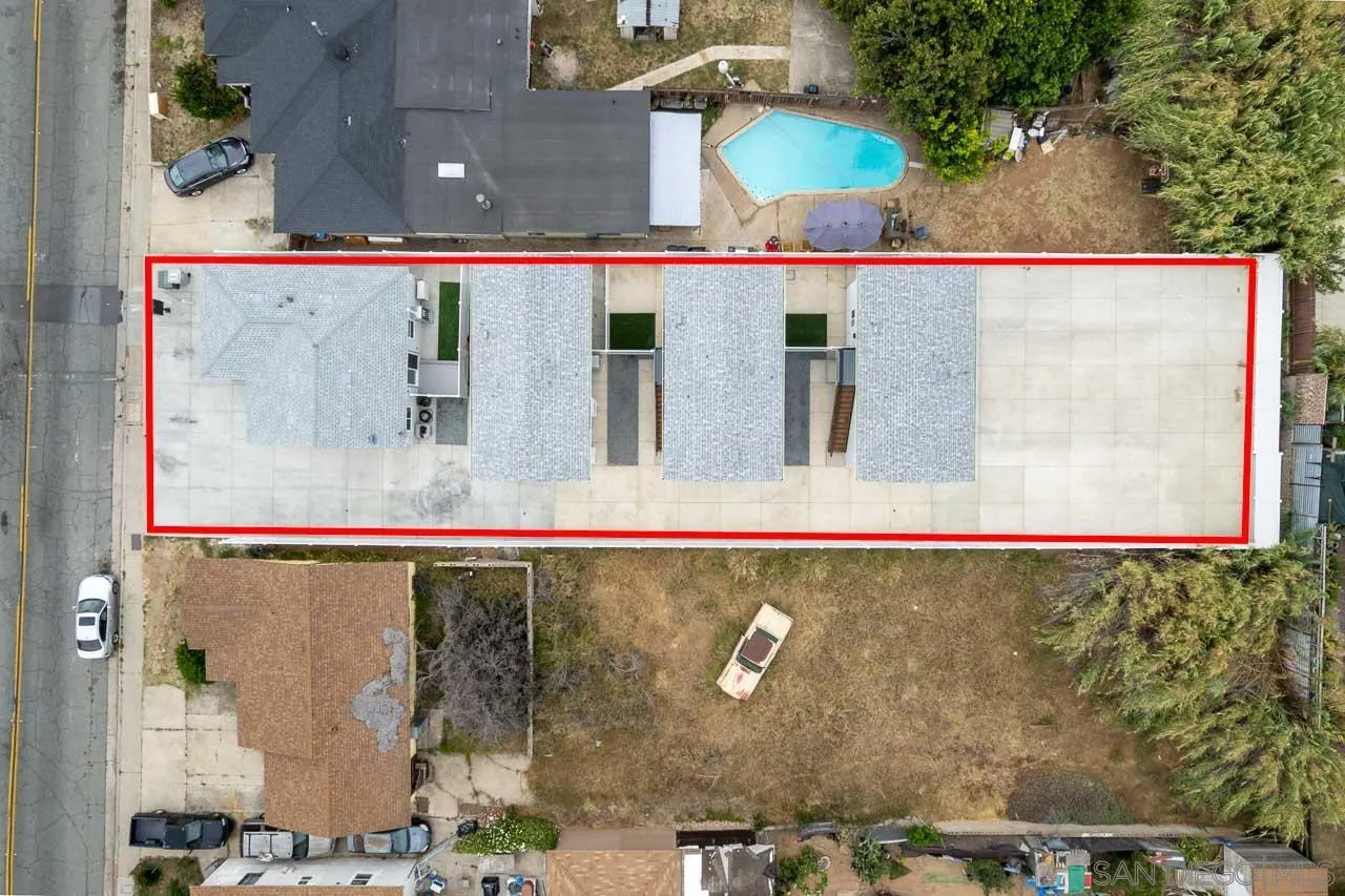 main property photo 18