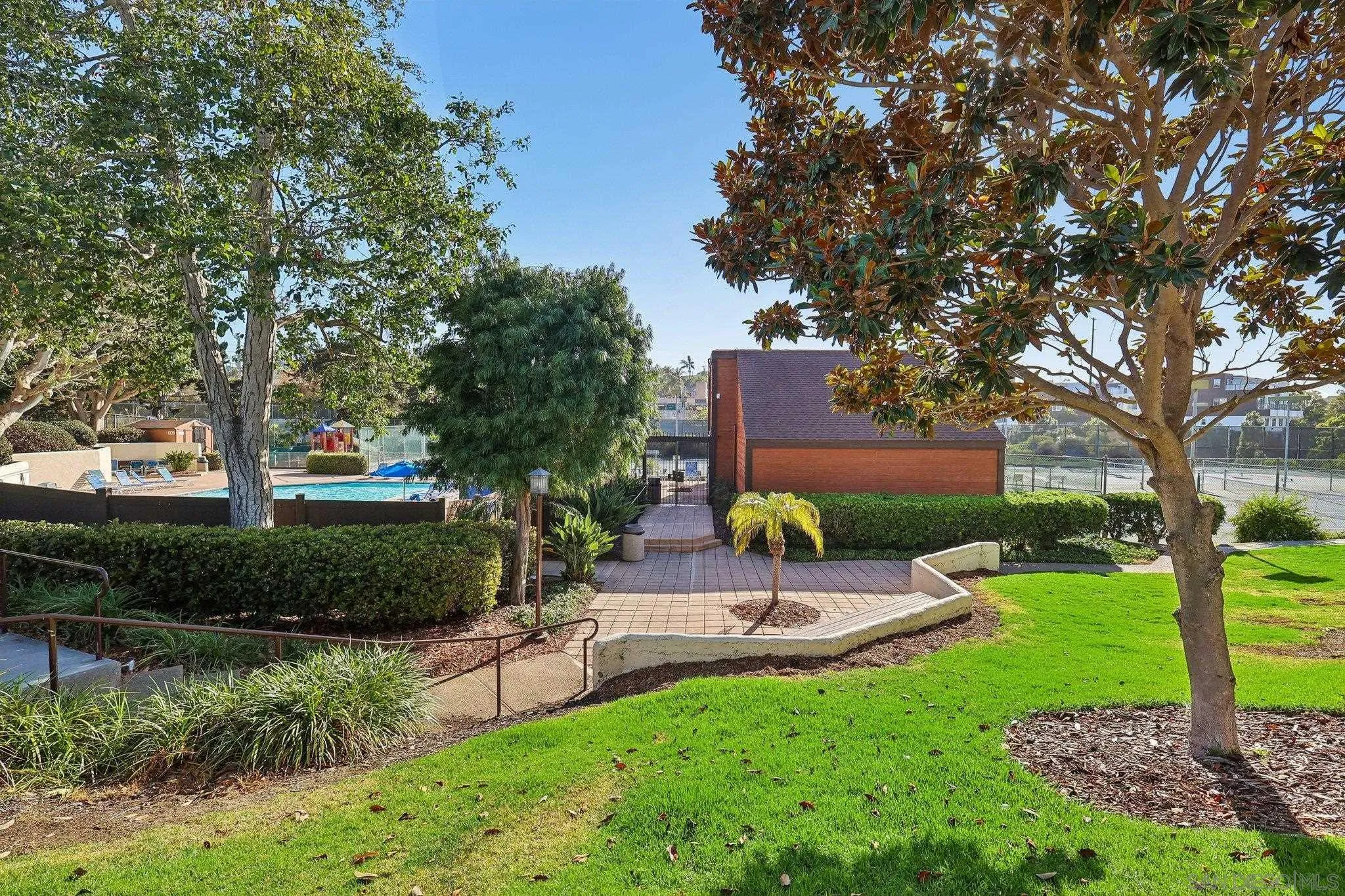 main property photo 50