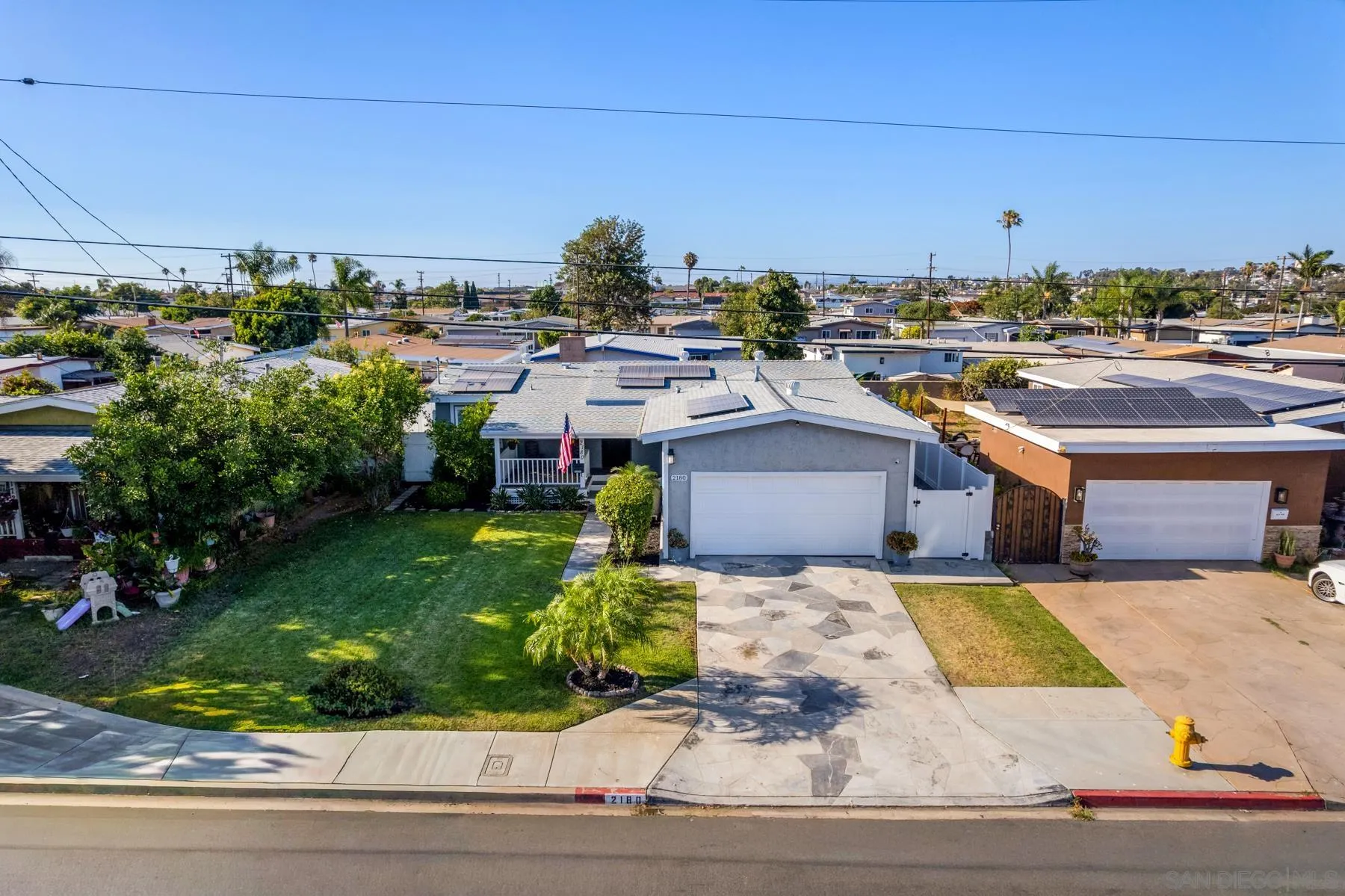 main property photo 7