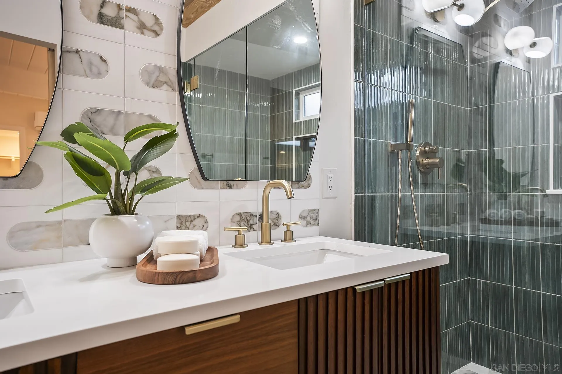 main property photo 72