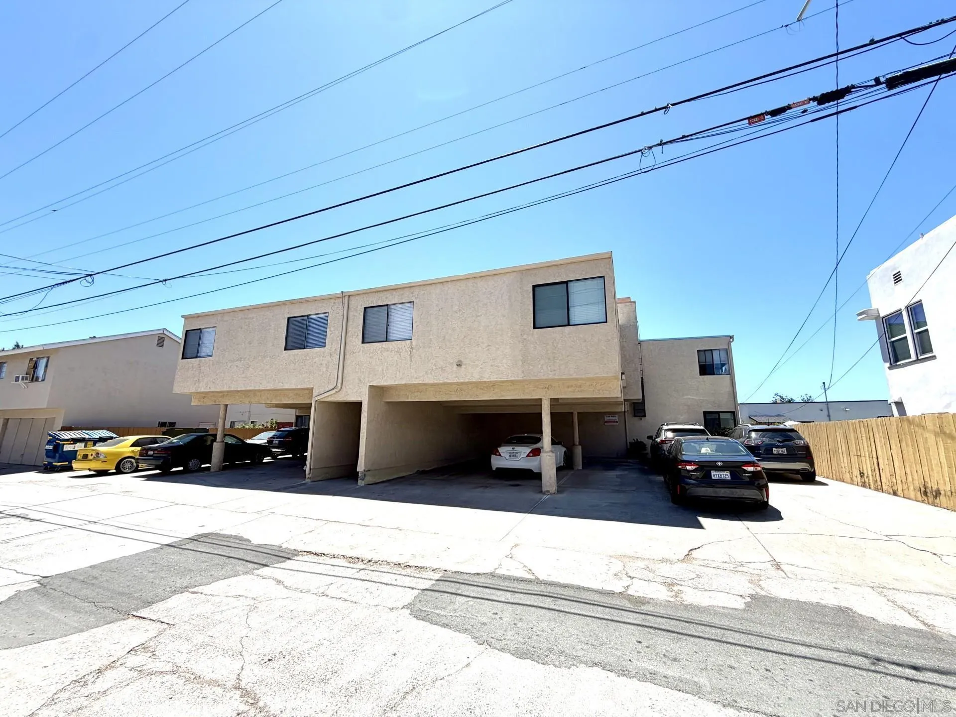 main property photo 6