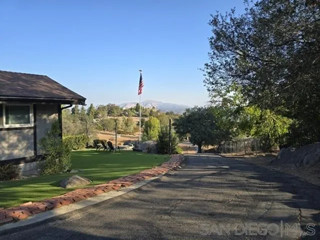 main property photo 37