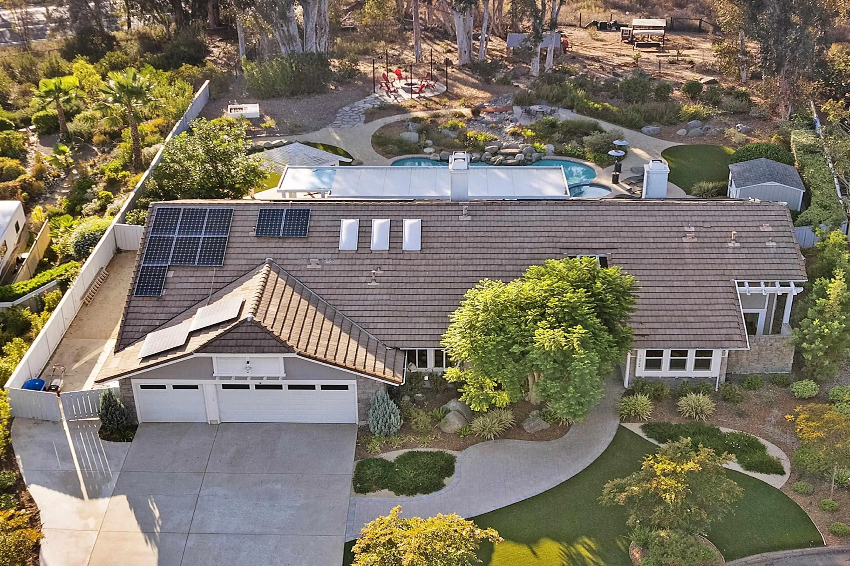 main property photo 54