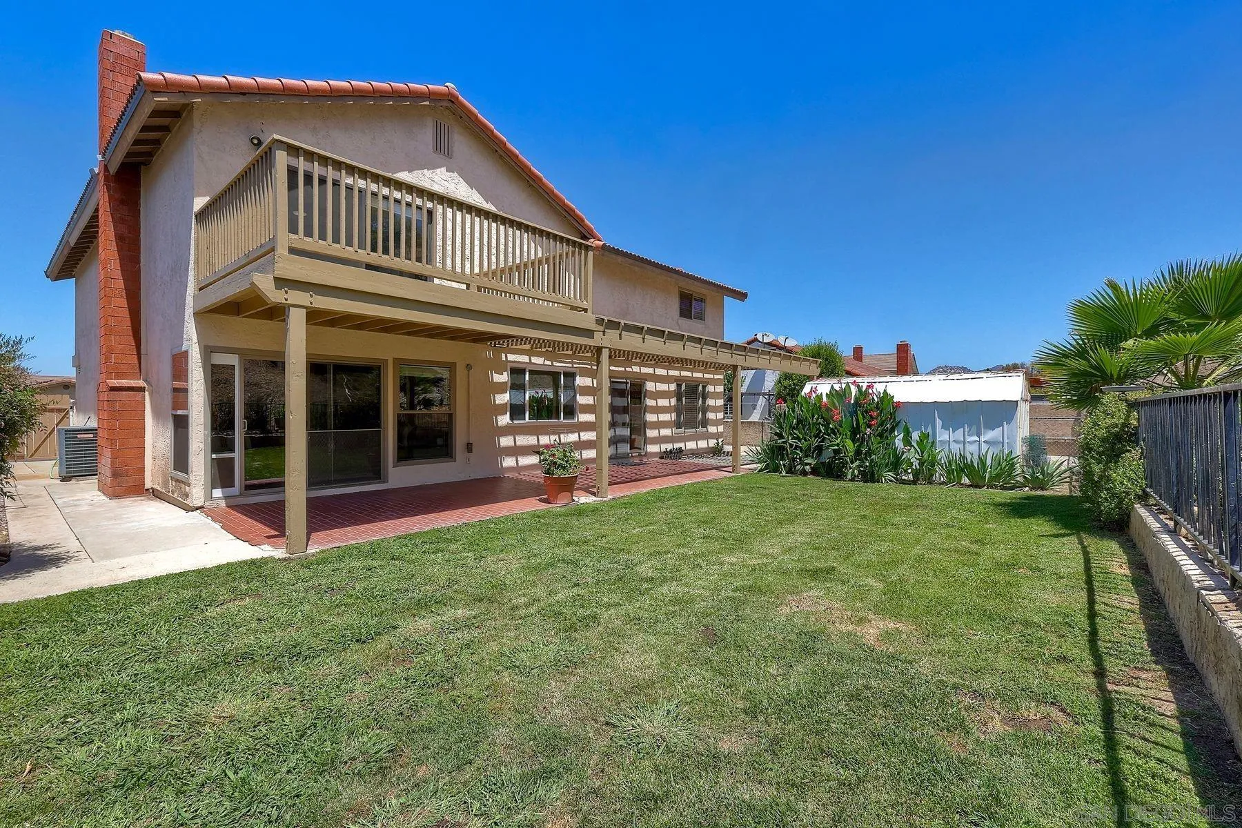 main property photo 33