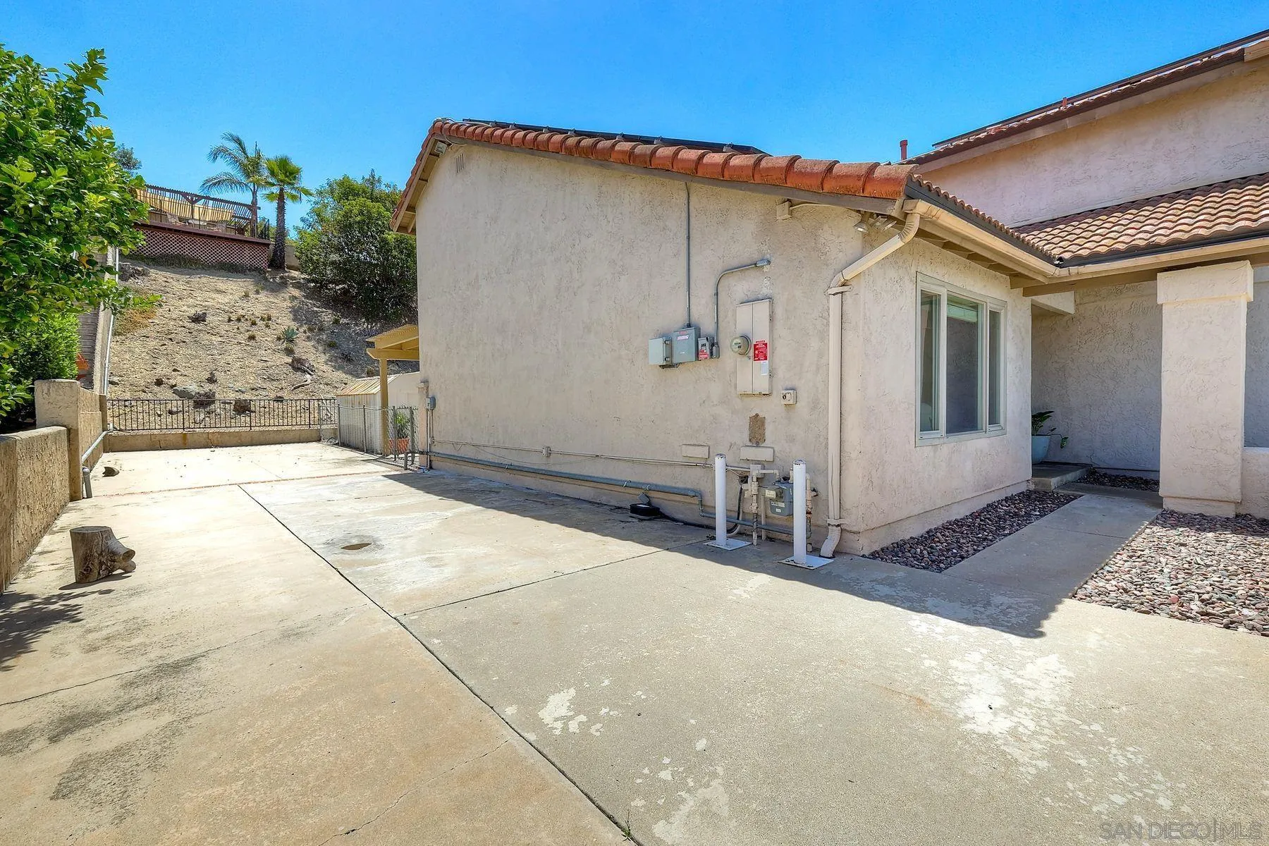 main property photo 42