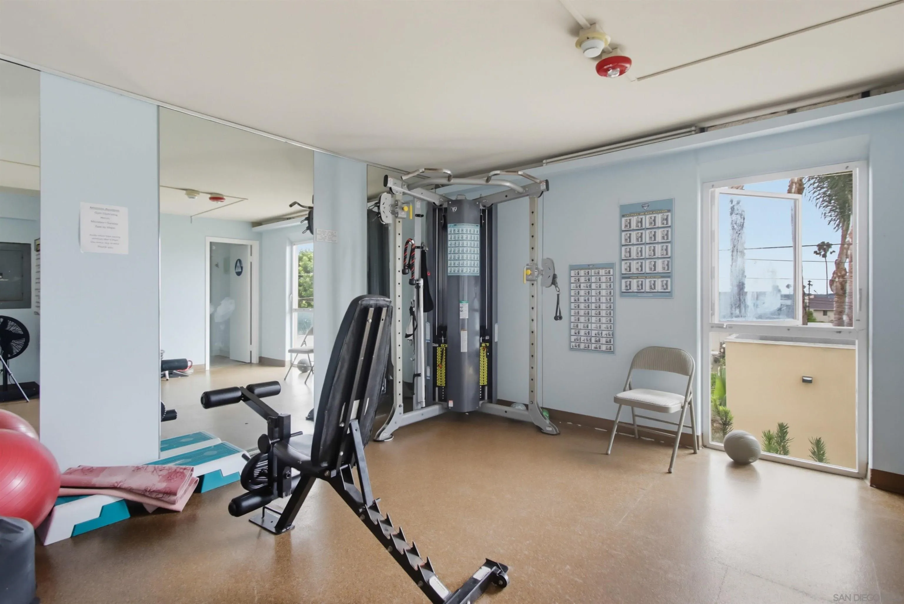 main property photo 30
