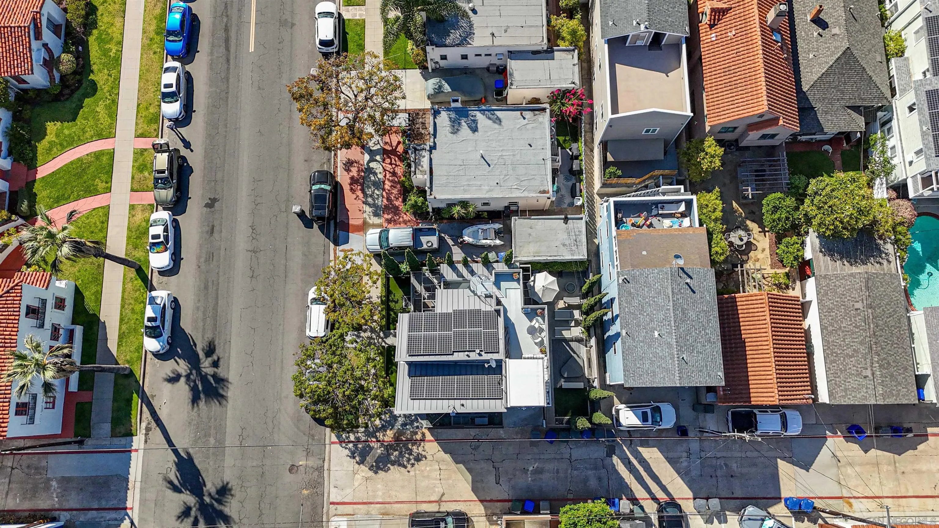 main property photo 44