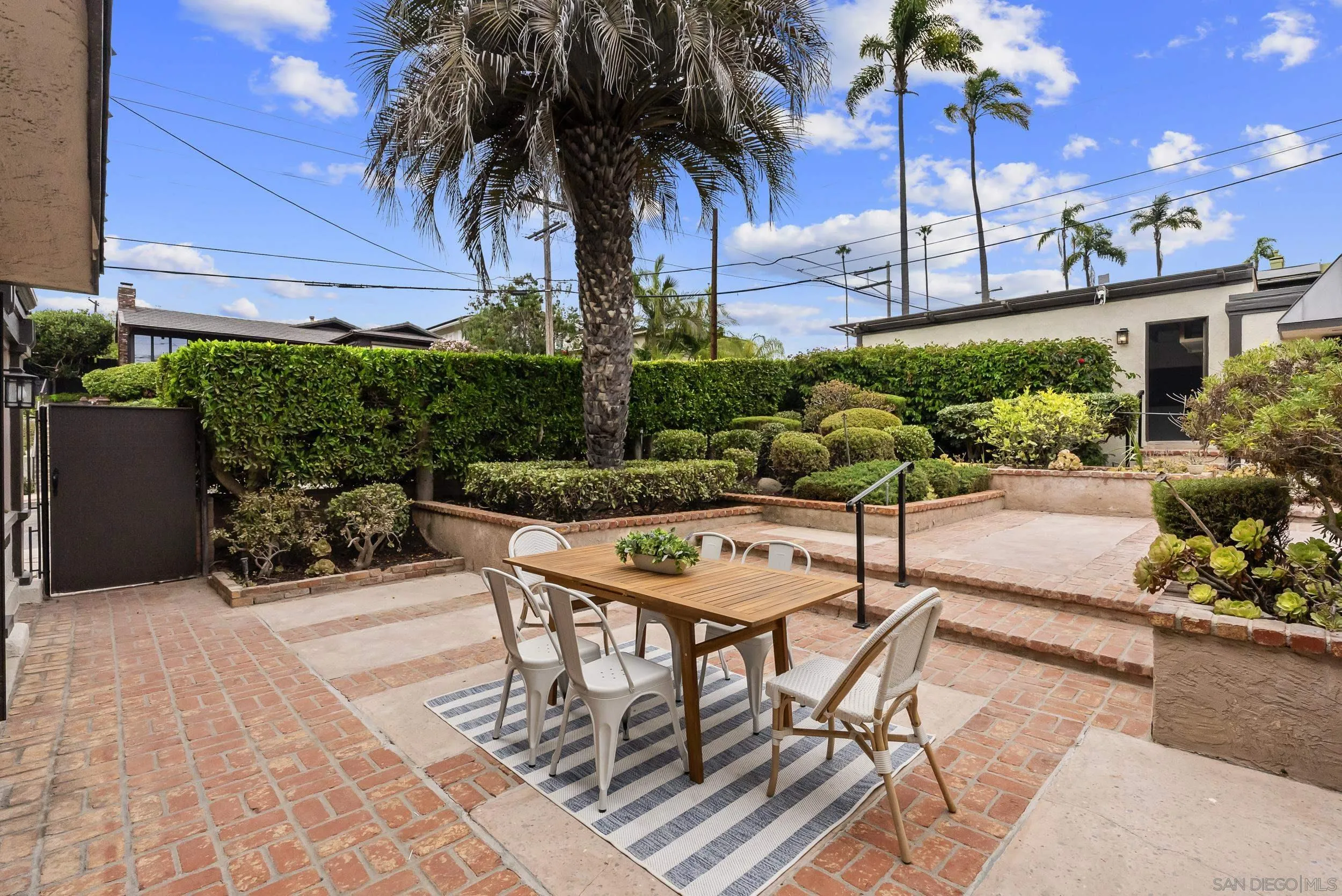 main property photo 51