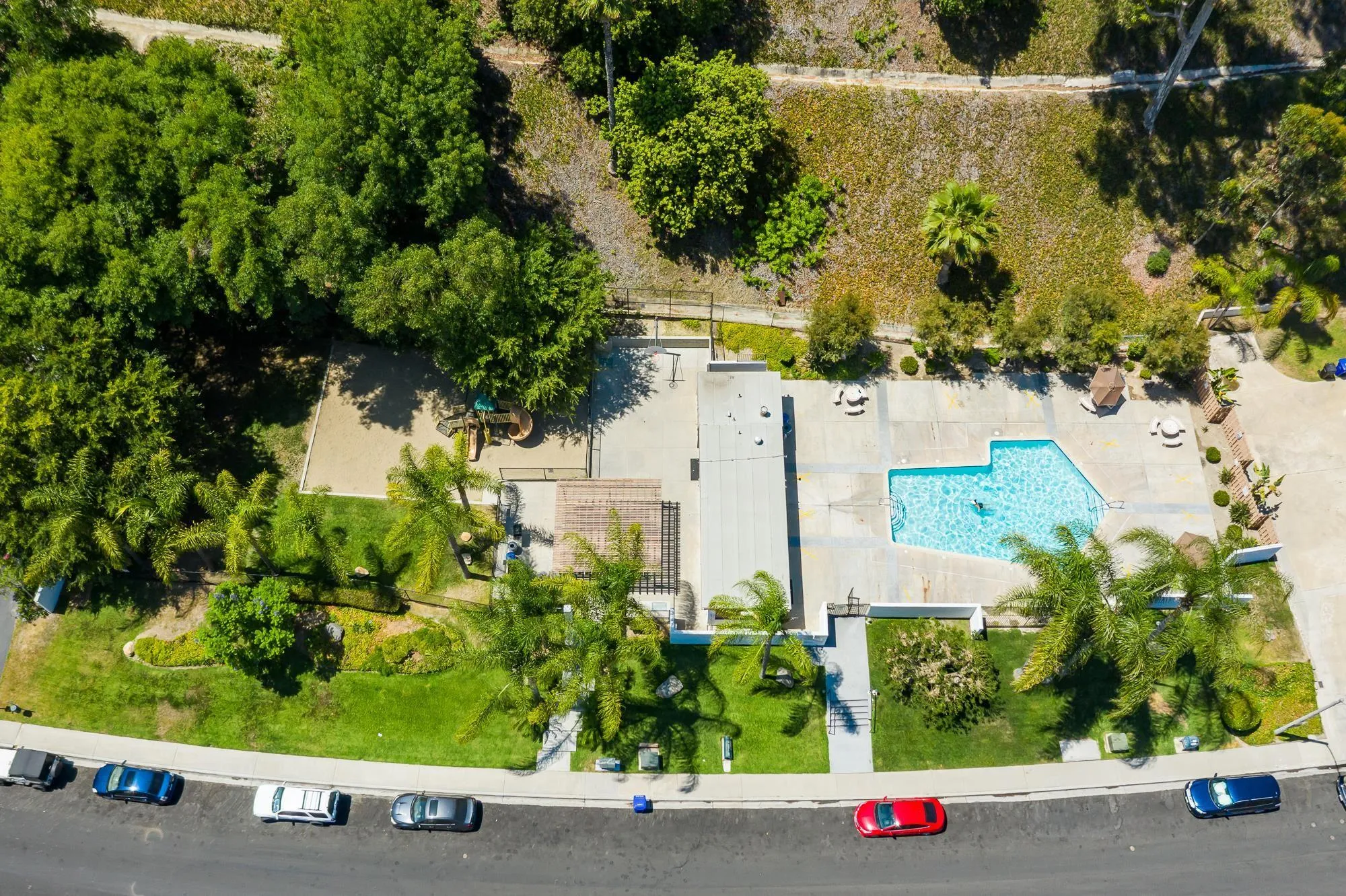 main property photo 35