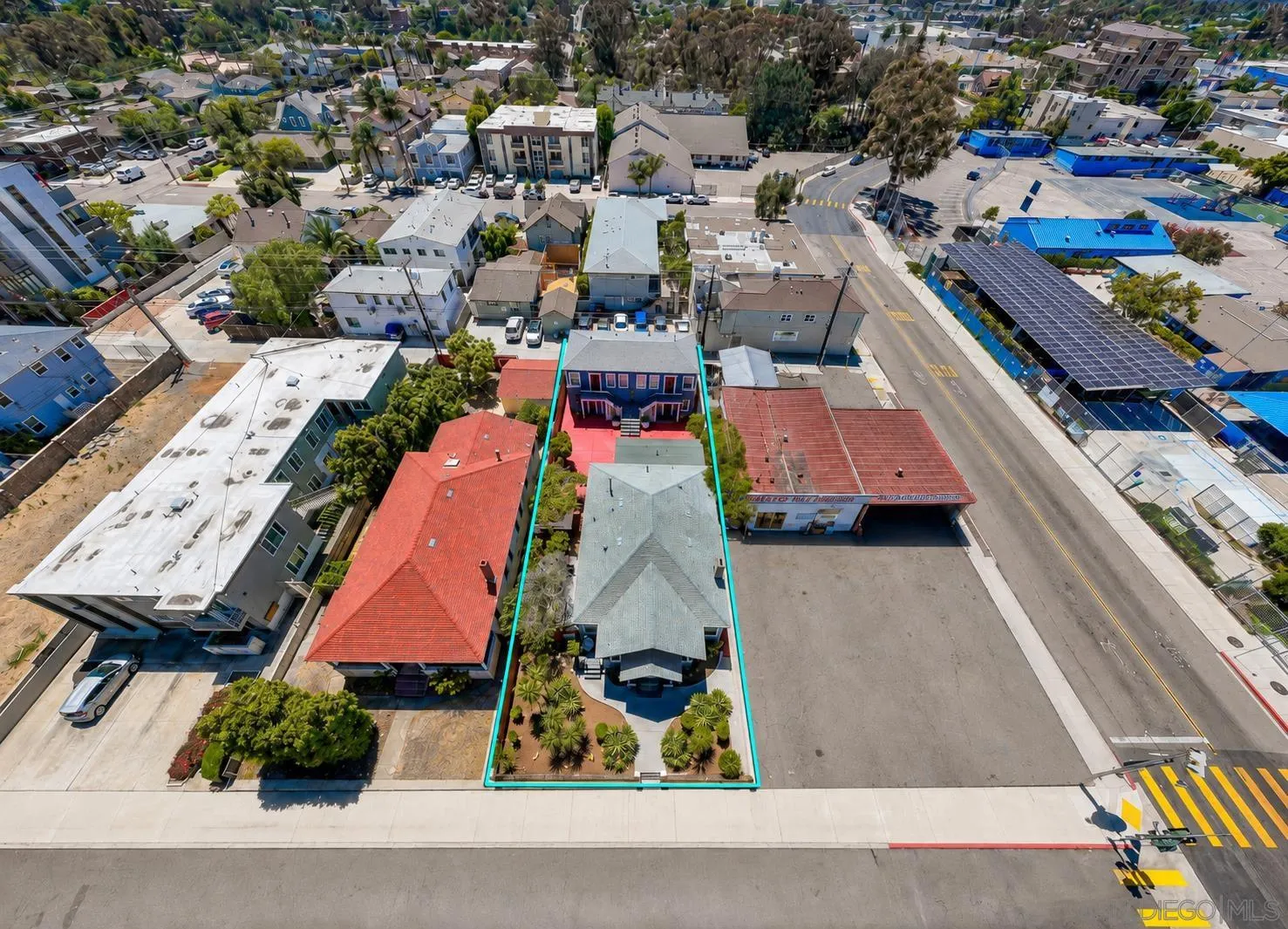 main property photo 16