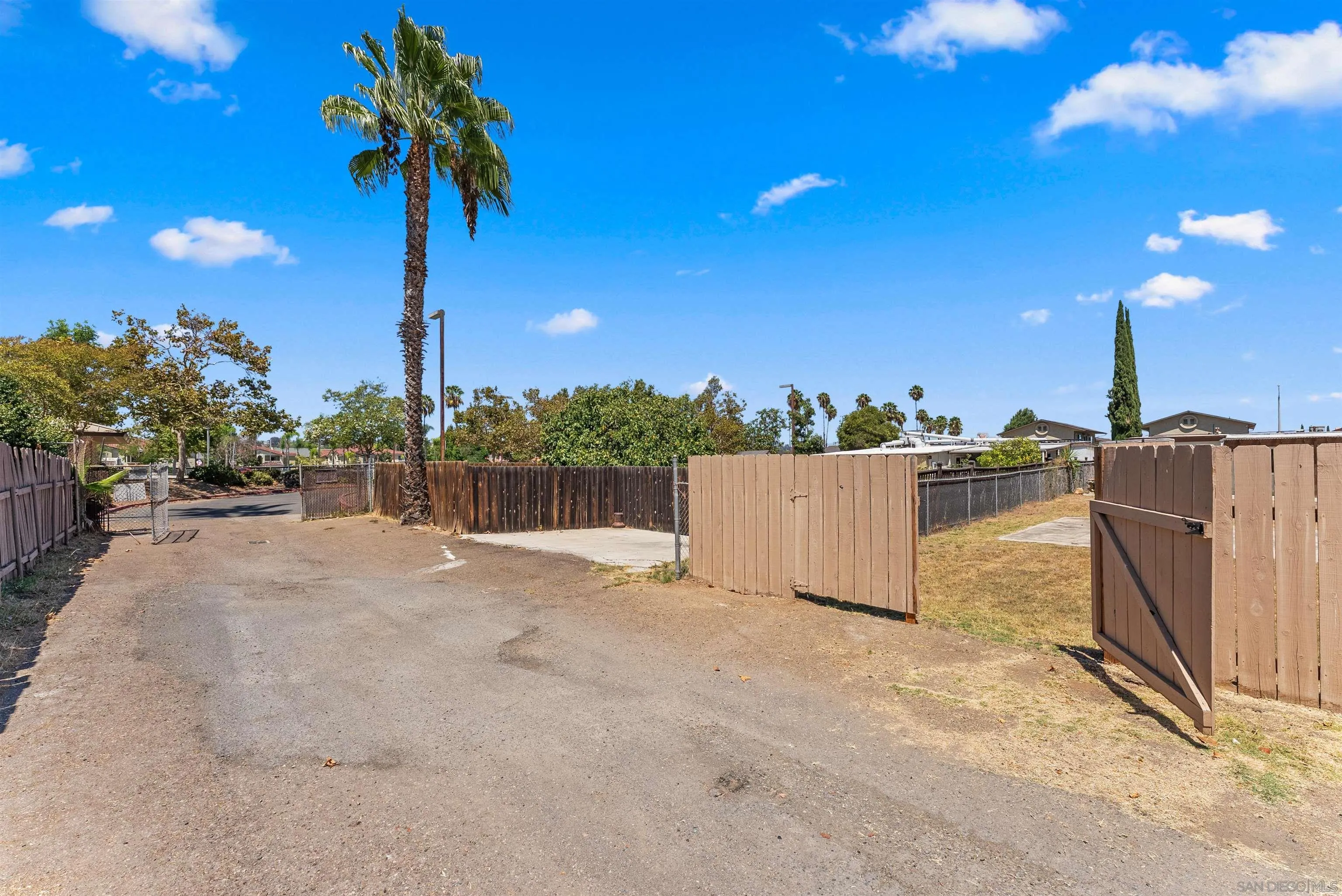 main property photo 51