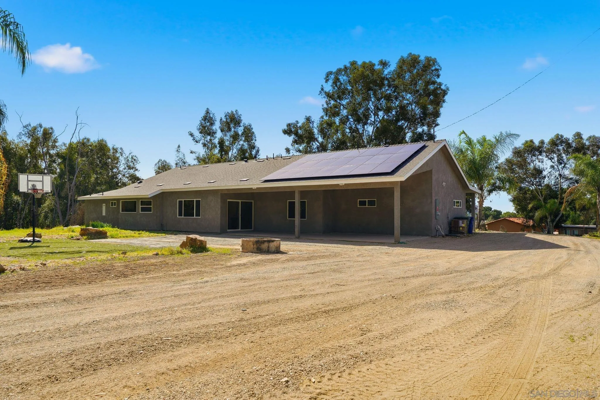 main property photo 59