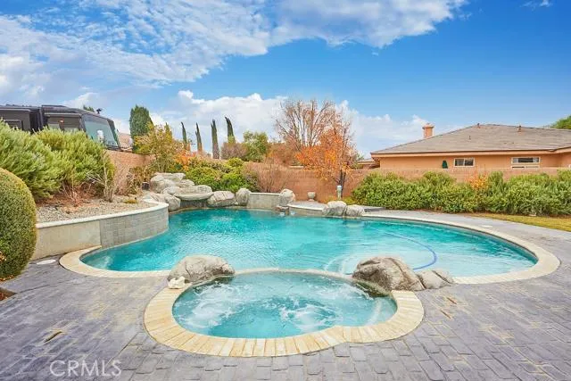 main property photo 59