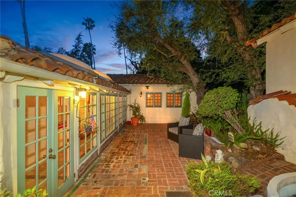 main property photo 41