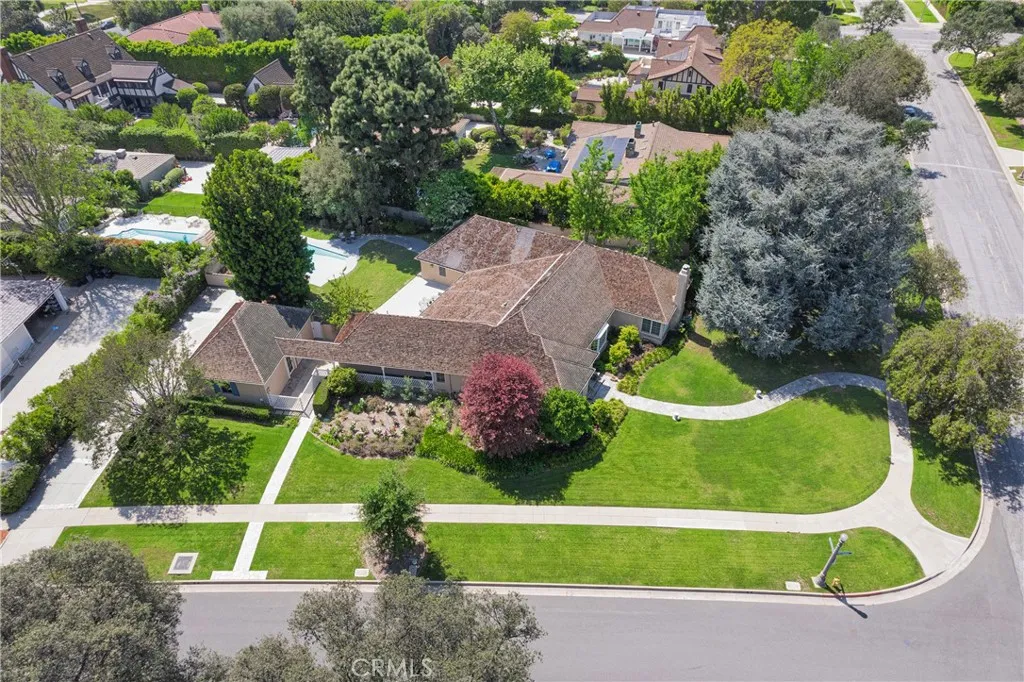 main property photo 70