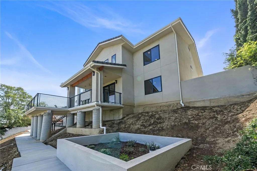 main property photo 63