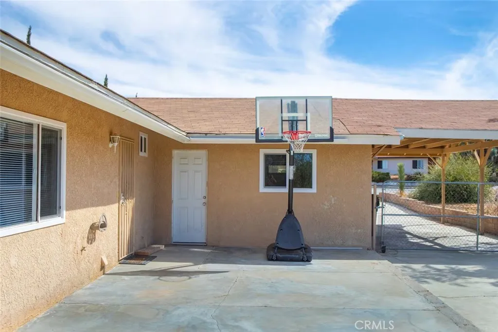 main property photo 25