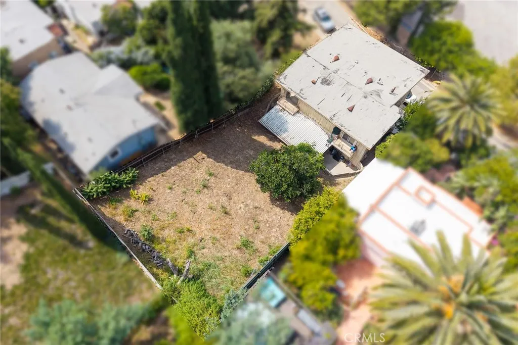 main property photo 50
