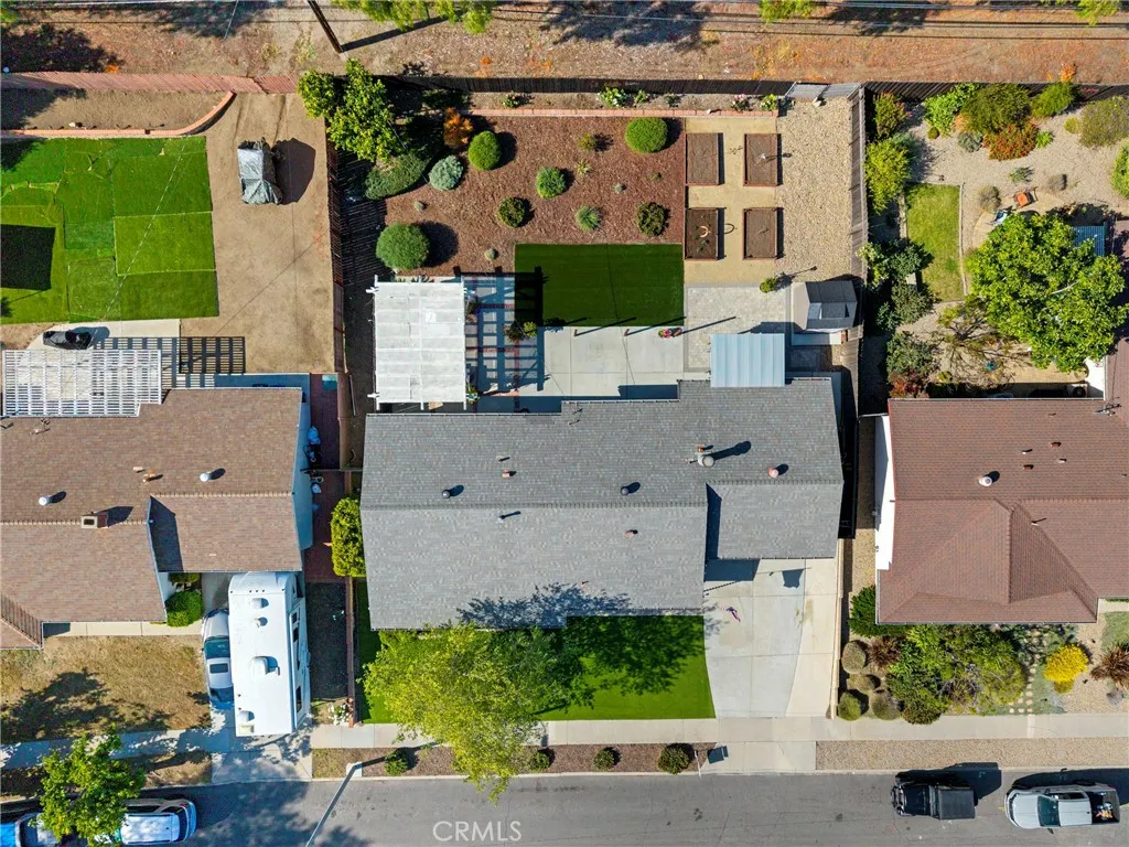 main property photo 43